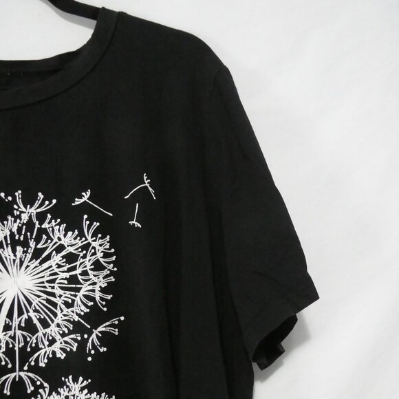 SEASTY - Curve | 2XL | Black T-Shirt With Dandelion Print - Picture 6 of 13